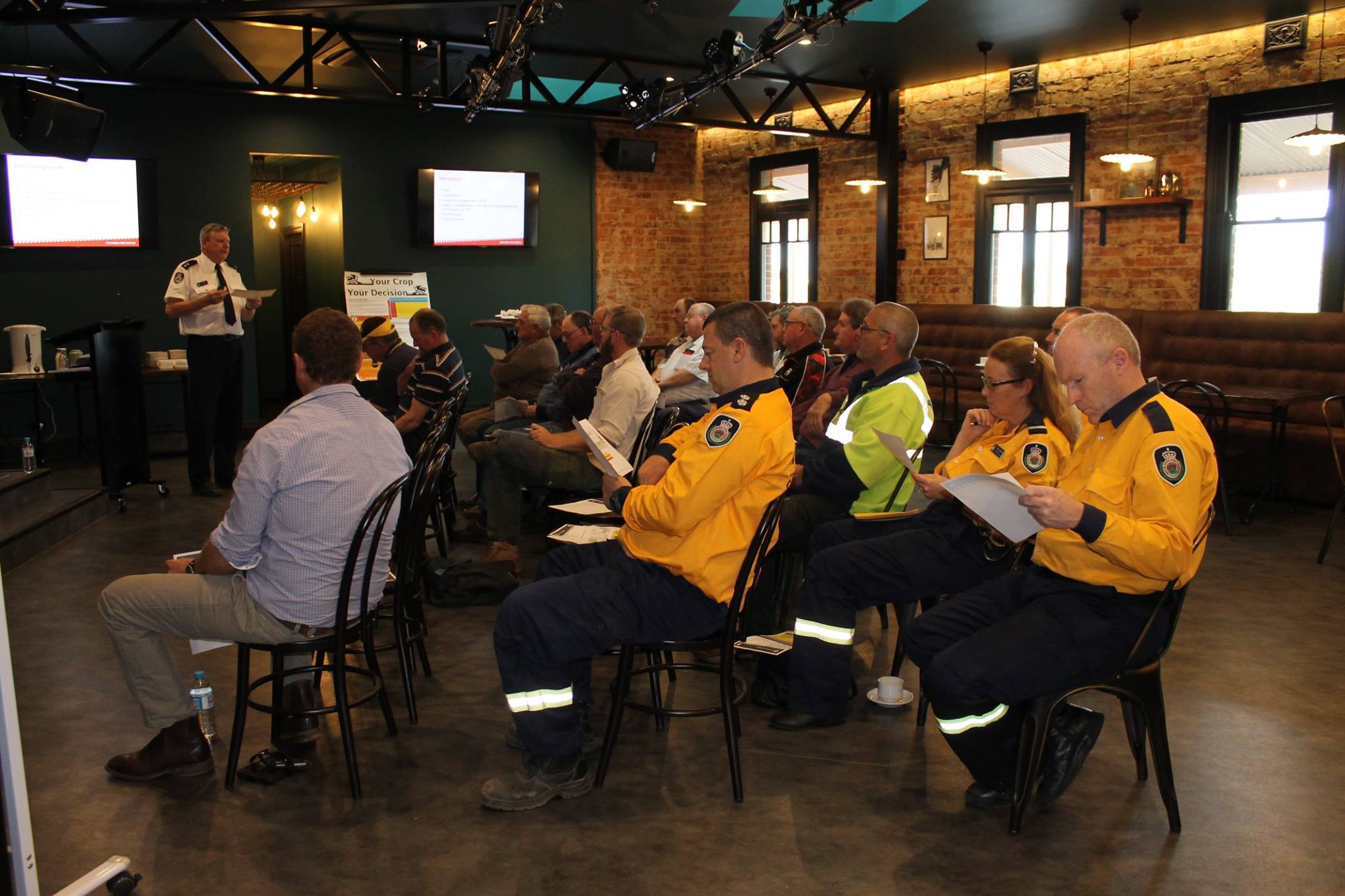 Parkes Captains meeting 1